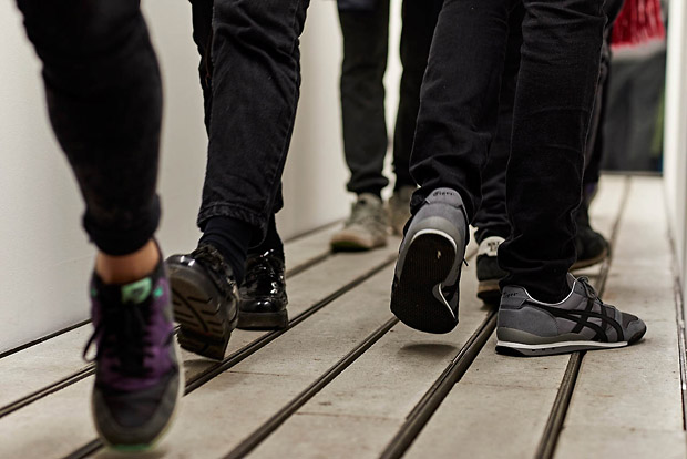 anke eckardt [de] <i>ground</i>, multisensory installation, 2014
