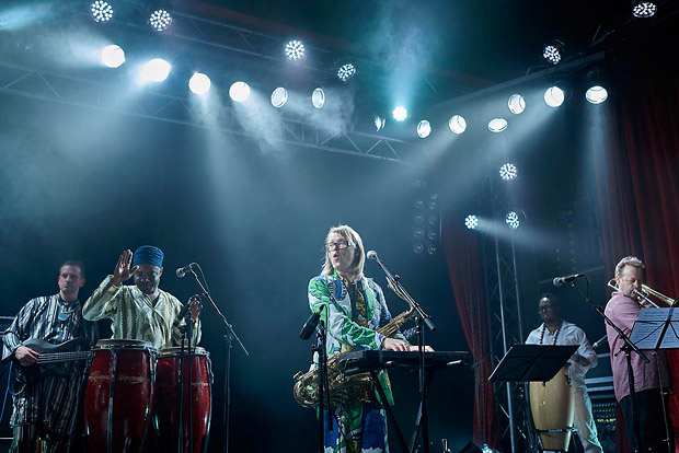 Jimi Tenor & Kabukabu