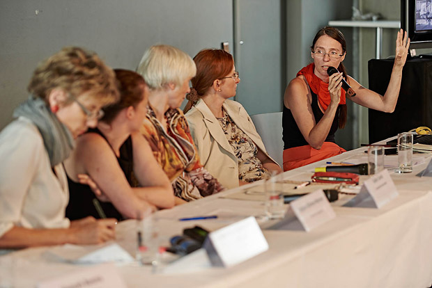 Iris ter Schiphorst, Dr. Tatjana Böhme-Mehner, Prof. Dr. Sabine Sanio, Prof. Dr. Christa Brüstle, Antye Greie