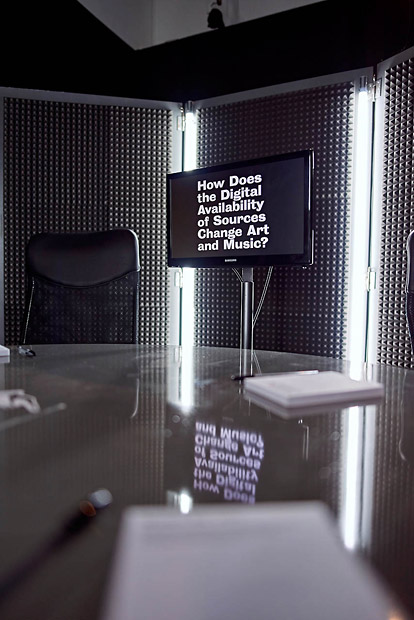 <i>Seismographic Sounds. Visions Of A New World</i>