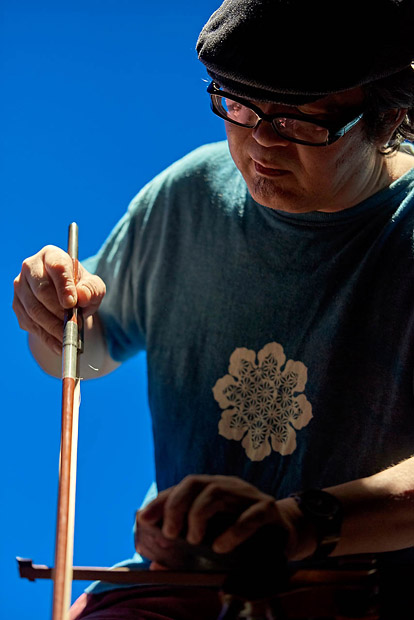 Kazuhisa Uchihashi plays Daxophone