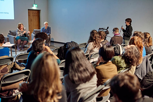 Symposium, Panel 1: <i>Stimme, Performance und Werk in der elektronischen Musik</i>