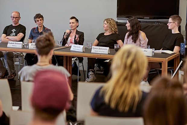 Panel 1: <i>Frauen in der elektronischen Musikszene – Engagement, Vernetzung, Öffentlichkeit</i>