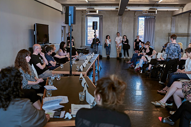 Panel 1: <i>Frauen in der elektronischen Musikszene – Engagement, Vernetzung, Öffentlichkeit</i>